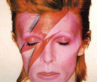 «David Bowie is»: ответ придумайте сами