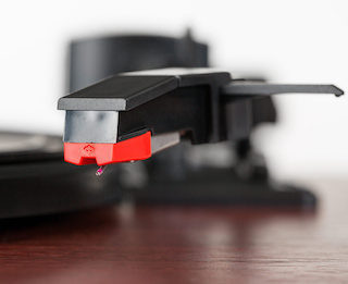Тест вертушки Teac TN-100: винил для тех, у кого все только начинается