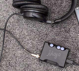 Тест портативного ЦАПа/усилителя Chord Mojo: басовая приманка и эмоциональная привязка