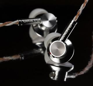 Тест наушников Onkyo E700M: хайрез на драйвере
