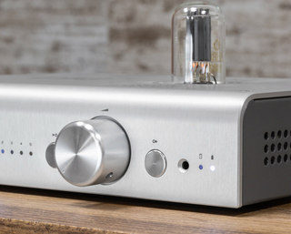 Тест пассивного/активного предусилителя Schiit Saga: политика невмешательства