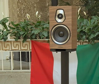 Презентация акустики Sonus Faber Sonetto: солнечная Италия в Северной Венеции