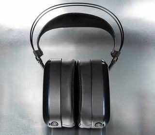 Тест наушников MrSpeakers AEON C Flow: большой, размашистый, но мягкий и добрый звук