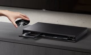 Тест проигрывателя Sony UBP-X800: взгляд без HDR и 3D-очков на современный 4К-источник