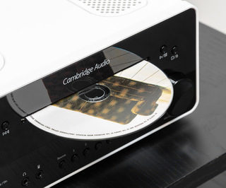 Тест компактной системы Cambridge Audio One: больше, чем кажется