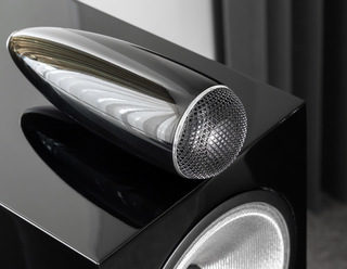 Тест акустики Bowers & Wilkins 702 S2: как раскрыть музыку
