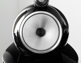 Тест напольной акустики Bowers & Wilkins 800 D3: эталон для споров