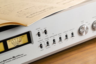 Тест фонокорректора Luxman EQ-500: неламповая лампа