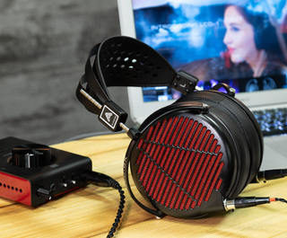 Тест наушников Audeze LCD-GX: пусть геймеры станут аудиофилами (и наоборот)
