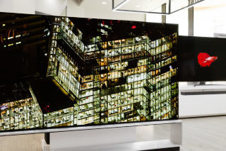 Тест 88-дюймового OLED-телевизора LG OLED88ZX9LA: во весь рост