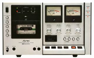 Эксклюзив середины семидесятых годов - кассетная дека Aurex PC-6030