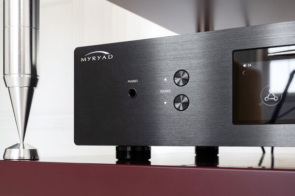 Тест интегрированного усилителя Myriad Z350 и CD-плеера Myriad Z310: сохраняя британскую породу