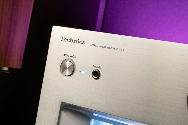 Тест усилителя Technics SU-R1000: технология невидимости на грани фантастики