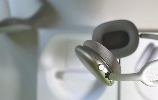 Тест наушников Apple AirPod Max: изобретение колеса и Dolby Atmos