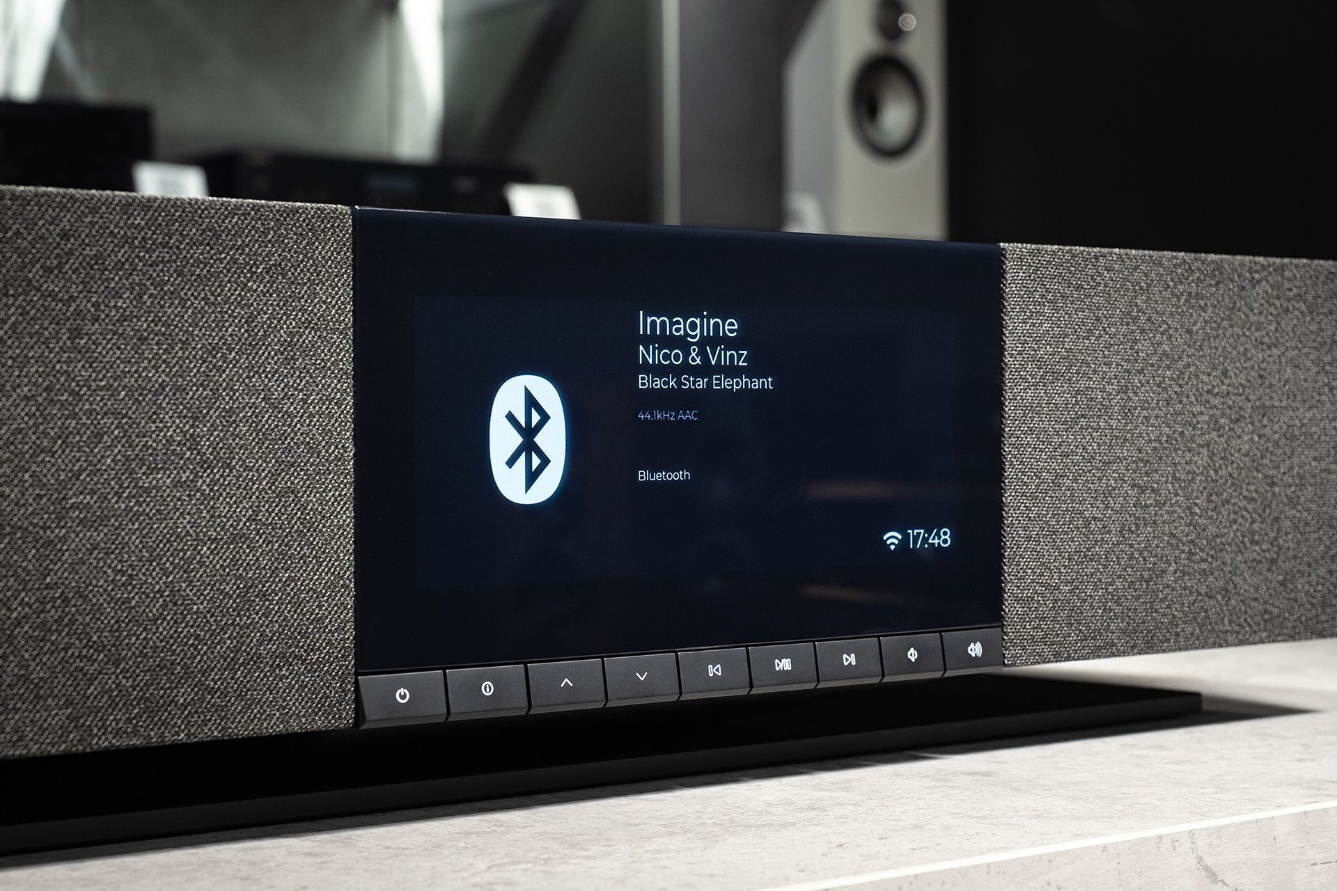 Тест Cambridge Audio Evo One: плотность звука на квадратный сантиметр