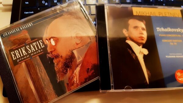Эрик Сати и Чайковский --- два новых CD