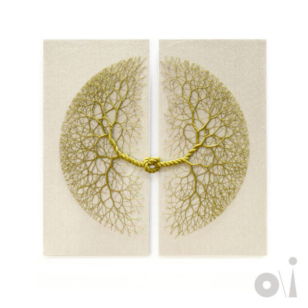 От перемены букв местами, концепция автора не меняется. Было «i/o» - стало «o/i»