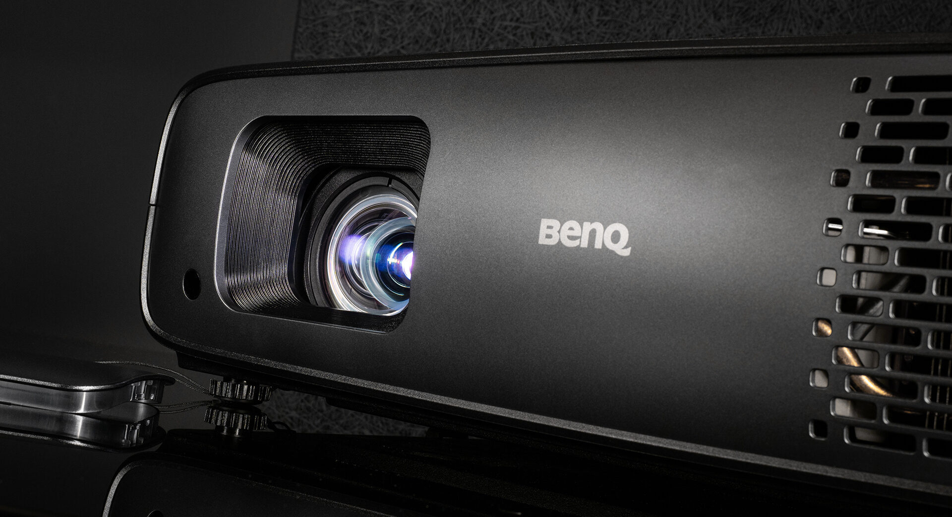 Тест BenQ W4000i: светодиодные технологии