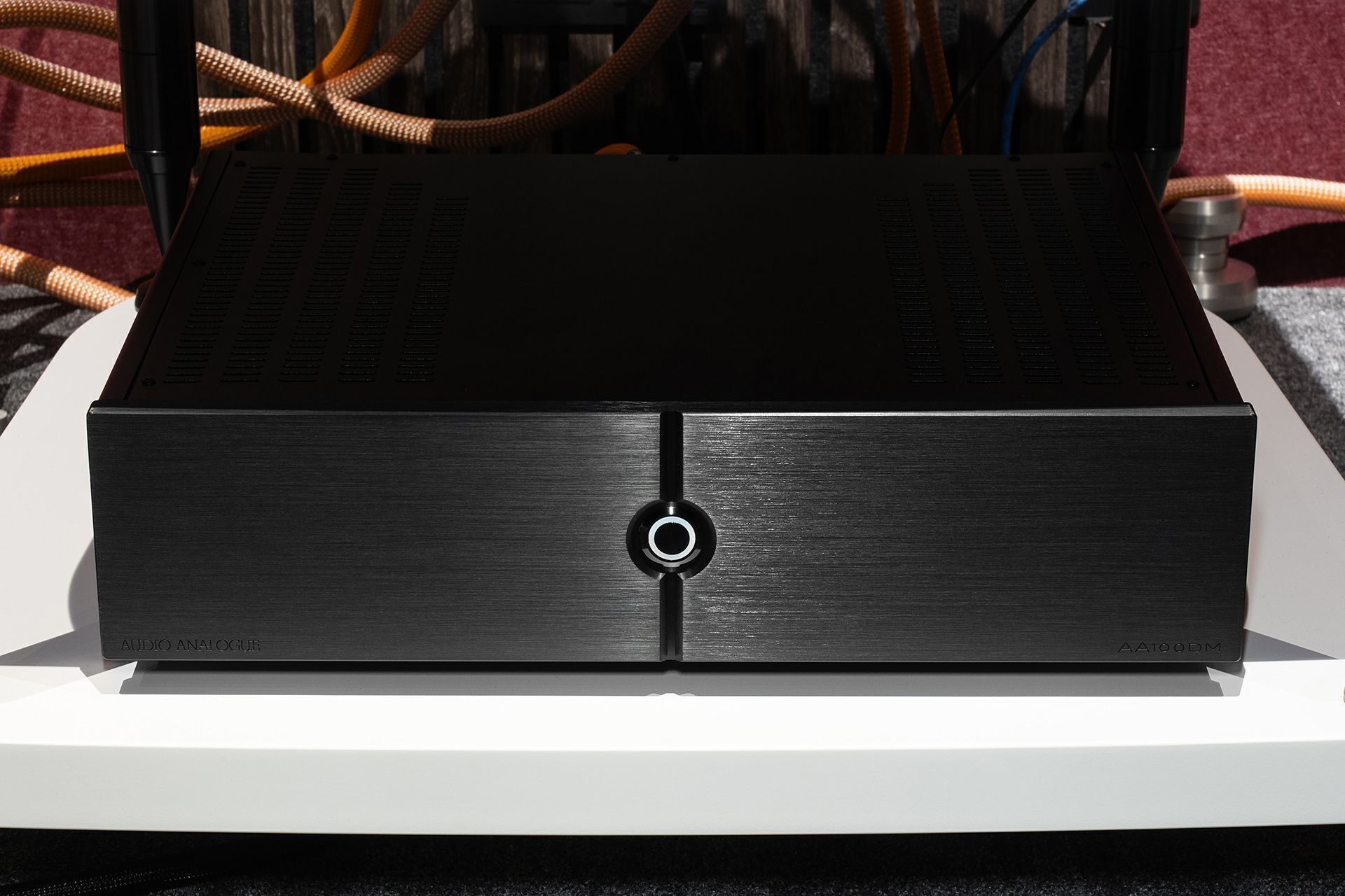 Тест усилителя мощности Audio Analogue AA100DM: нейтральность по-итальянски