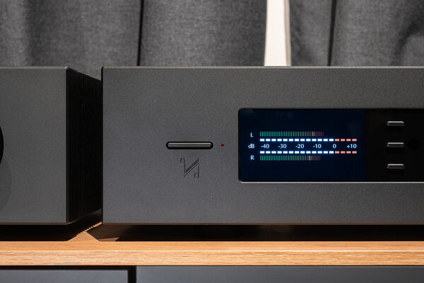 Тест усилителя Quad Platina Integrated и стримера Quad Platina Stream: баланс между правильностью и живостью