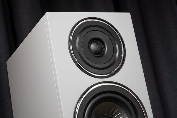 Тест напольной акустики Wharfedale Diamond 12.3i: воспитание вкуса, понимание звука
