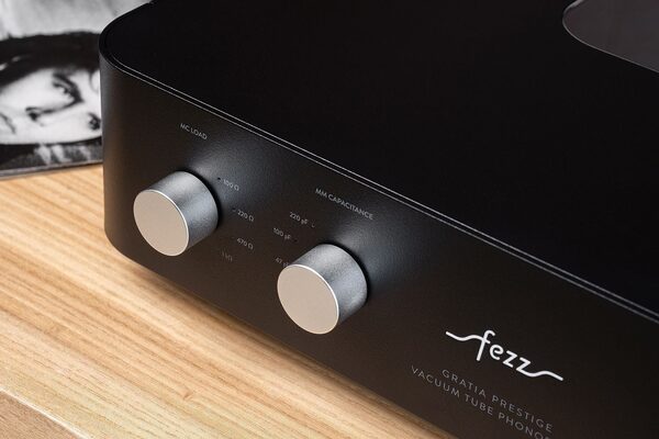 Тест фонокорректора Fezz Audio Gratia Prestige EVO MKII: лампа как ответ на все вопросы