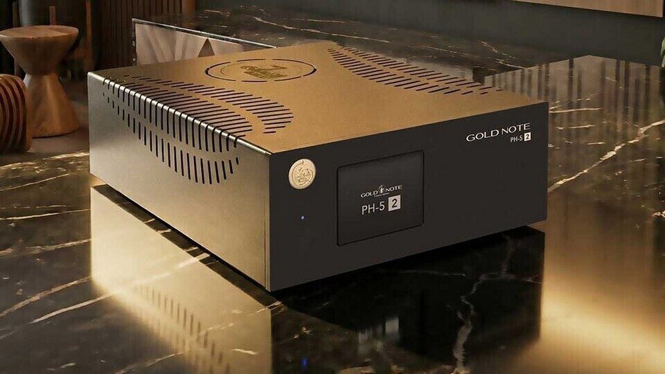 Gold Note PH-5.2 и HP-5.2: фонокорректор и усилитель для наушников серии 5