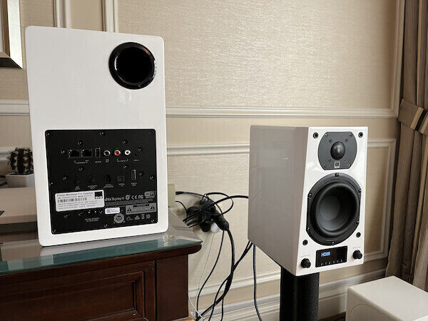 SVS представила активную акустику Prime Wireless Pro и усилитель Soundbase Pro