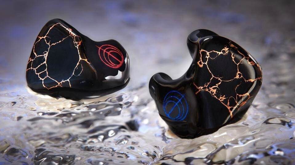 IEM-наушники серии DMA производства Dark Matter Audio Labs: кастомные индивидуальные модели от ветеранов отрасли