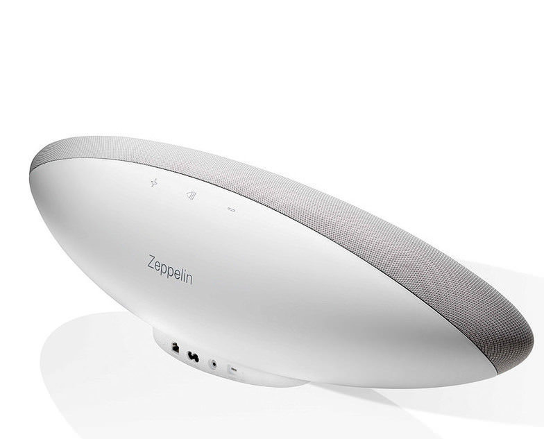 B&W выпустила Zeppelin Wireless в белом цвете