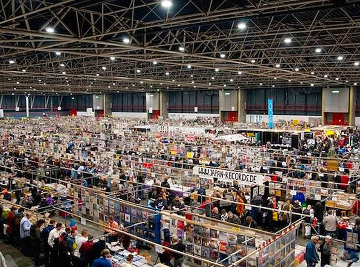 Крупнейшая в мире ярмарка винила «Mega Record and CD Fair» пройдет в эти выходные в Голландии