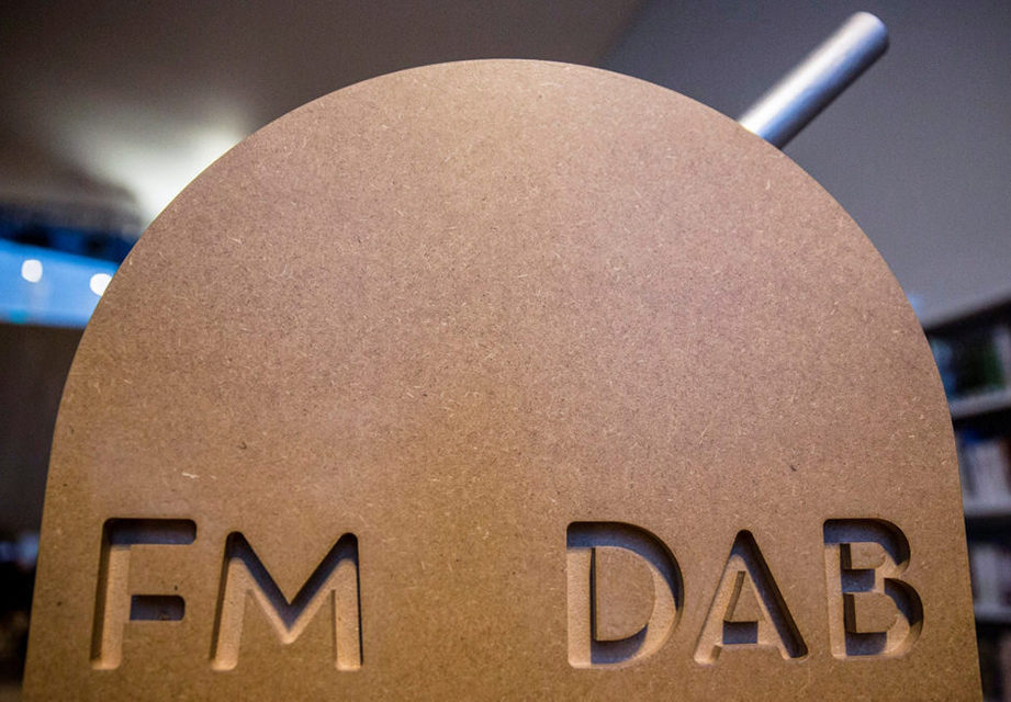 Норвегия перевела национальные радиостанции с FM на DAB