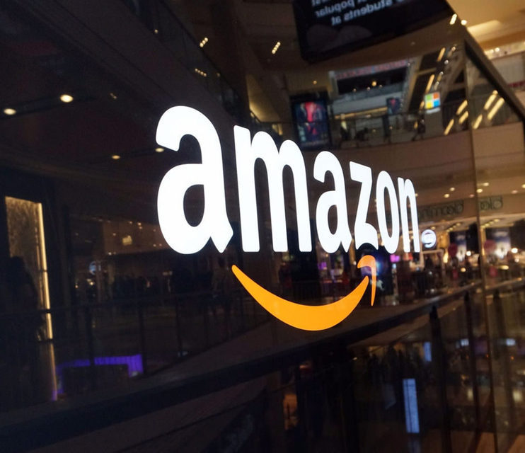 Amazon подала патент на управляемый голосом выключатель света