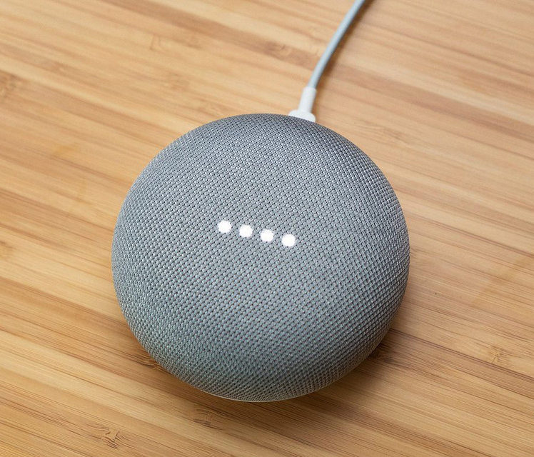 Google Assitant научился ставить музыку на будильник и искать программы телепередач
