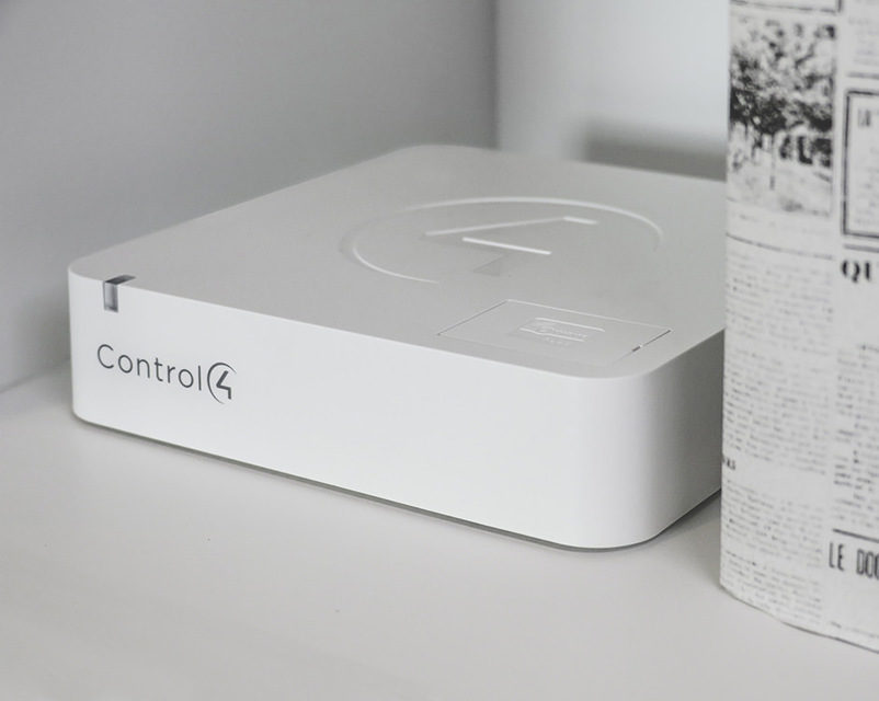 Control4 выпустила недорогой контроллер начального уровня CA-1 с поддержкой Zigbee
