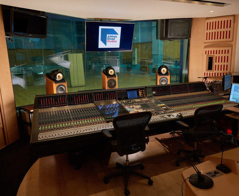 Bowers & Wilkins стала официальным партнером студии Abbey Road