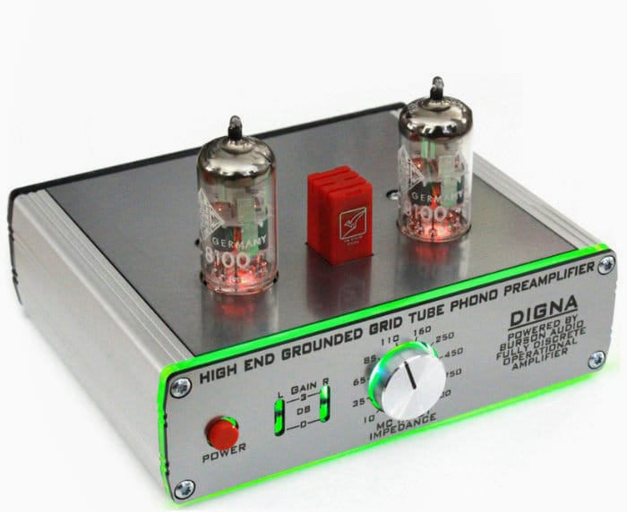 Digna: набор для сборки гибридного фонопредусилителя