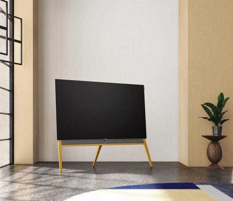 Loewe анонсировала серию телевизоров Colour Code в эксклюзивных расцветках и представила звуковую технологию Mimi DefinedÔ