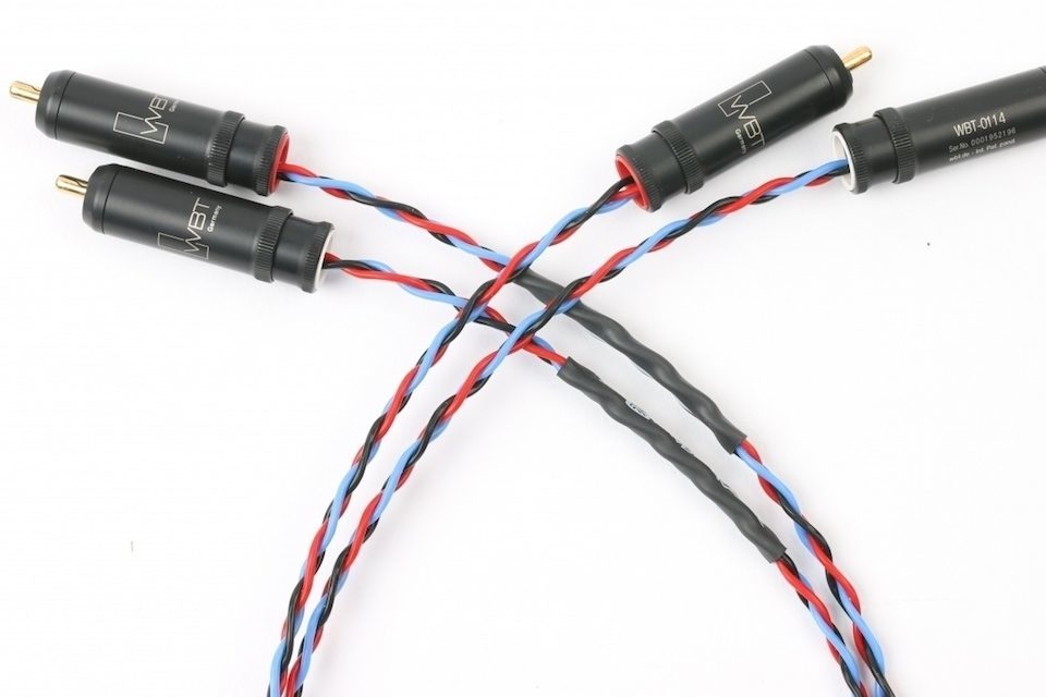 Russ Andrews выпустила юбилейную версию кабеля Kimber PBJ с модернизированными разъемами WBT