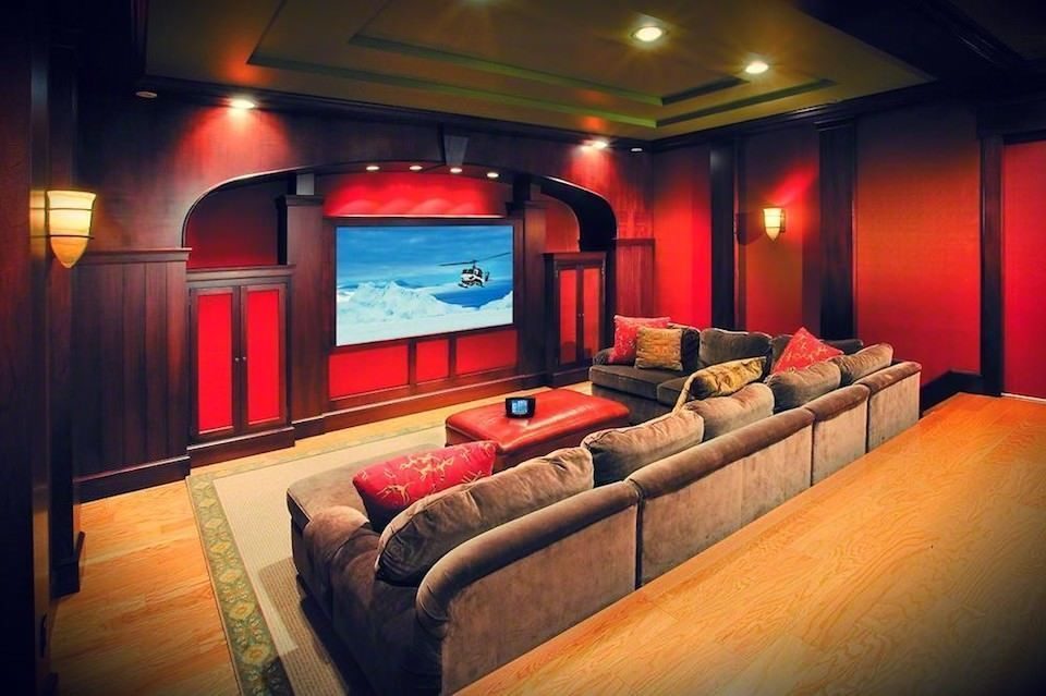 VIP-сервис Red Carpet Home Cinema: премиальный прокат кинотеатральных премьер стоимостью от 500 долларов за фильм