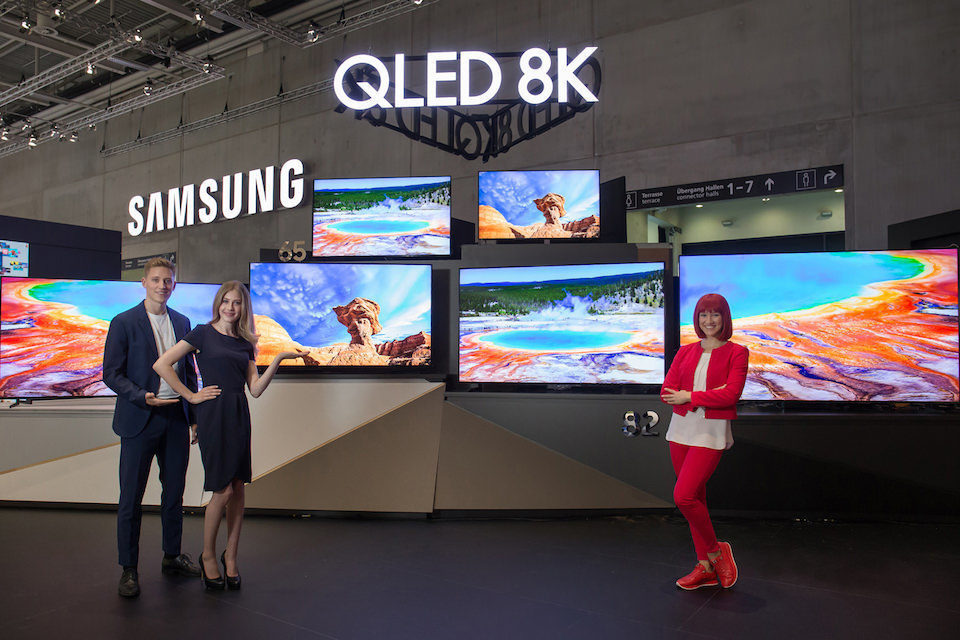 Компания Samsung заявила об активном продвижении телевизионной технологии QLED 8K