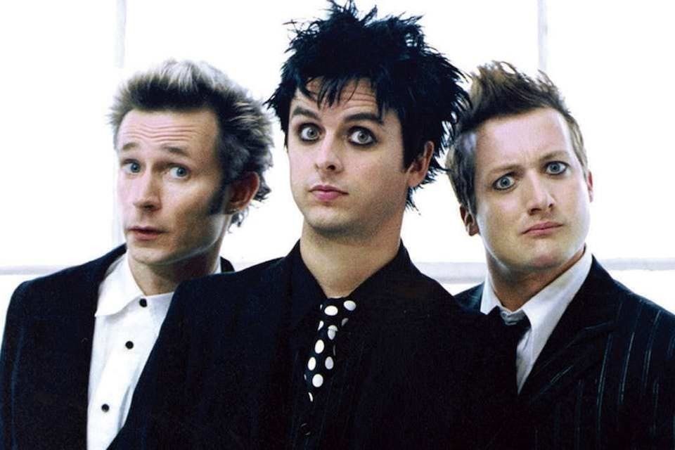 Песня «American Idiot» группы Green Day возглавила топ-5 самых опасных для водителей музыкальных треков