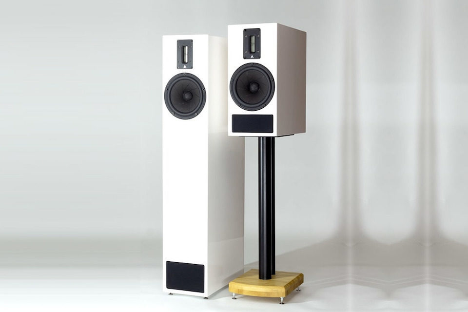 Kerr Acoustic вышла на рынок домашних аудиосистем с мониторной акустикой K100, K300 и K320