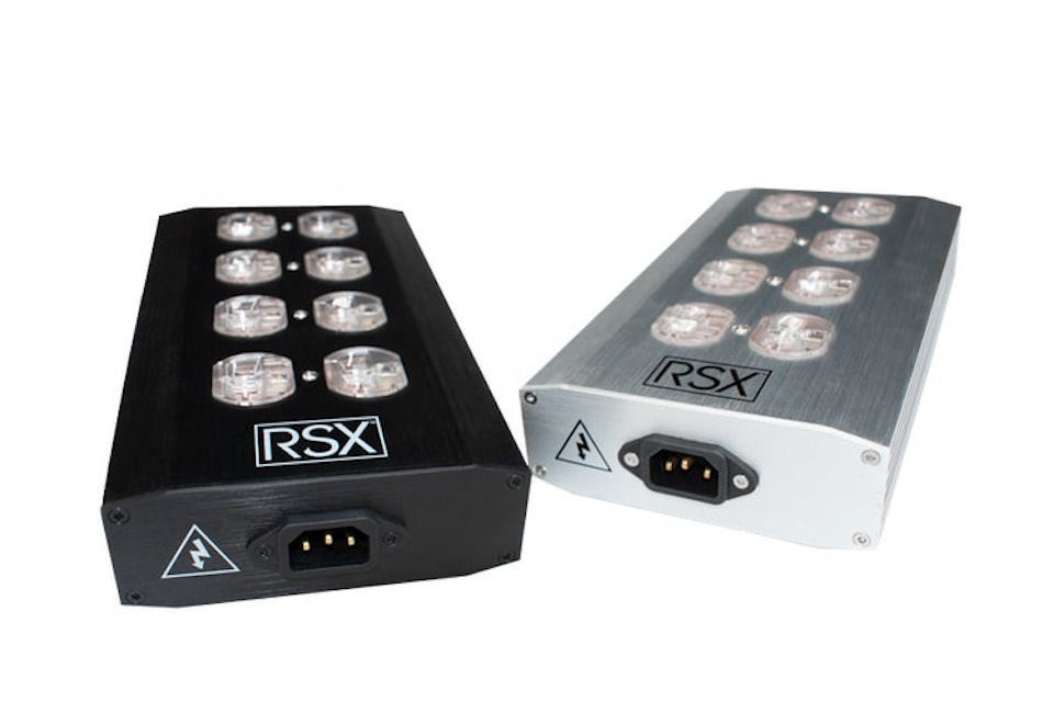 Разветвитель питания Power8 от RSX: алюминиевый корпус, проводники из красной меди и разъемы NEMA и Furutech