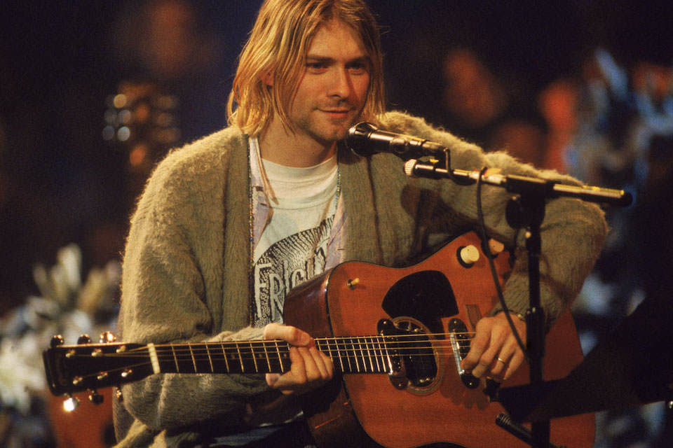 Гитару Курта Кобейна с концерта MTV Unplugged купили на аукционе за 6 млн долларов