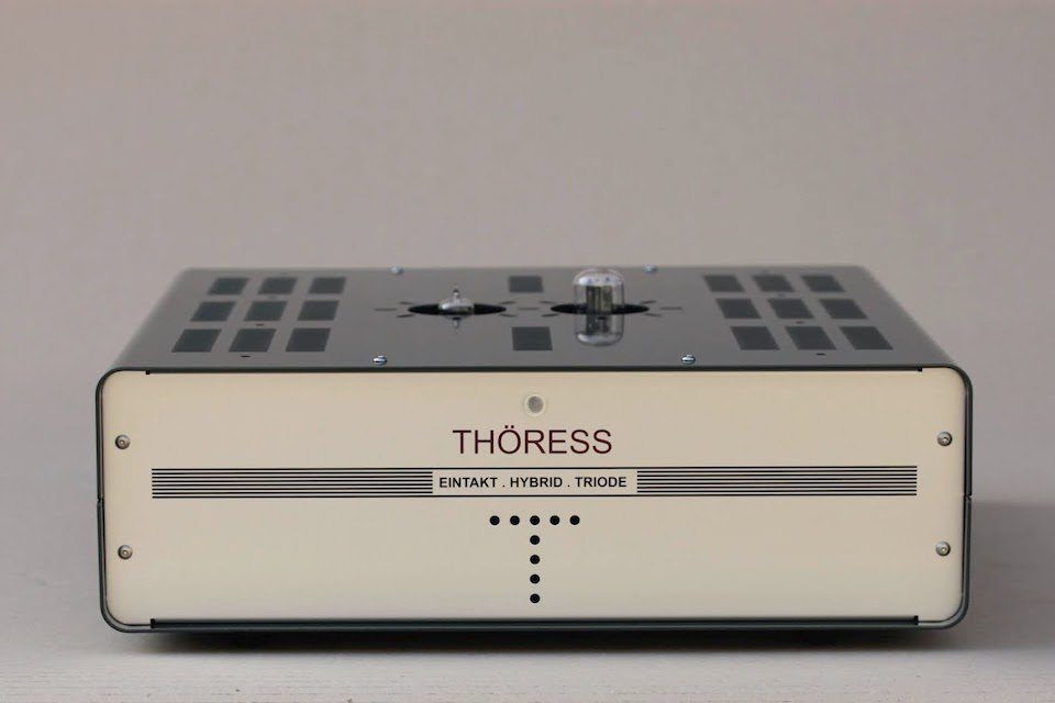 Гибридный моноблок Thöress EHT: буферная MOSFET-схемотехника и нулевая обратная связь