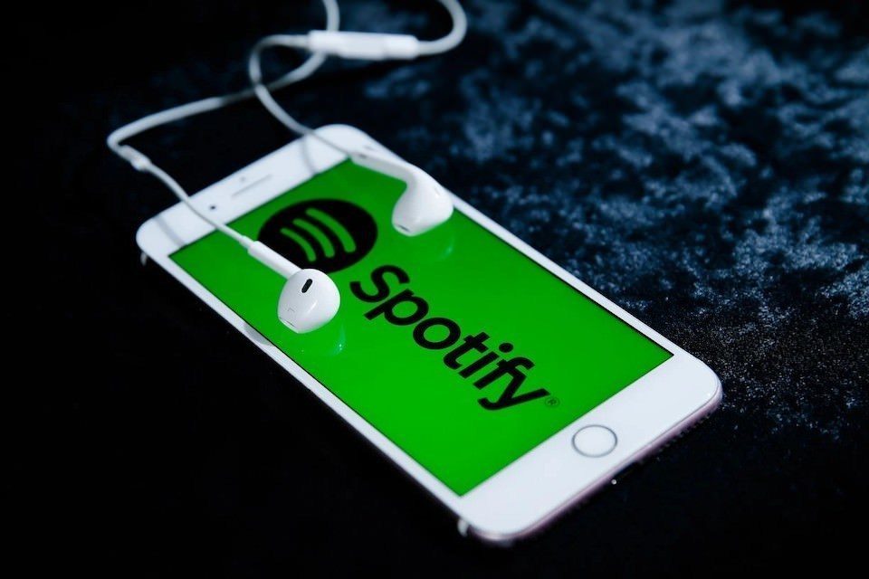 МТС предложила абонентам полгода бесплатной подписки Spotify Premium