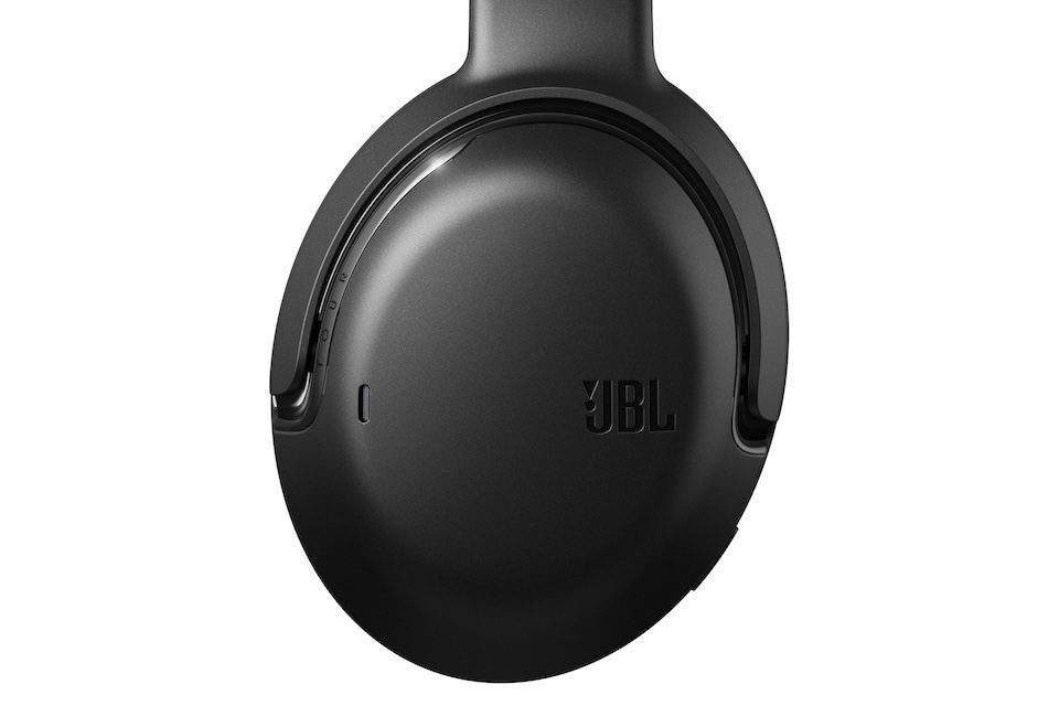 Наушники JBL Tour ONE и Pro+: шумоподавление True Adaptive, функция SilentNow и режим Smart Audio