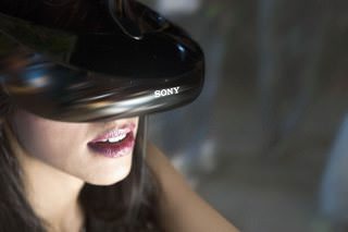 Sony HMZ-T3W: кино на голове