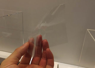 Nippon Electric Glass создала стекло для тончайших OLED-дисплеев